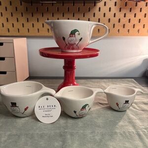 Rae Dunn snowman measuring cups